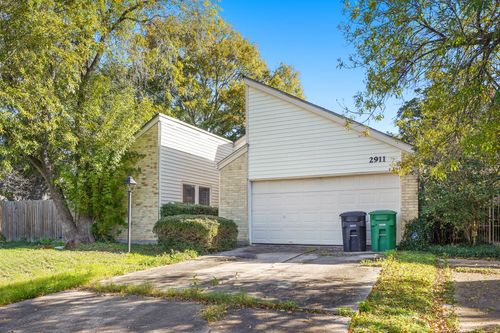 2911 Ashford Trail Dr, Houston, TX, 77082-2126 | Card Image