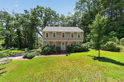 87 Duck Hill Rd, Duxbury, MA, 02332-3872 | Card Image