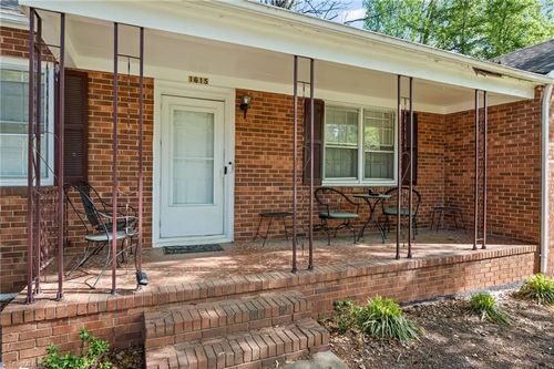 1615 Rankin Rd, Greensboro, NC, 27405-3543 | Card Image