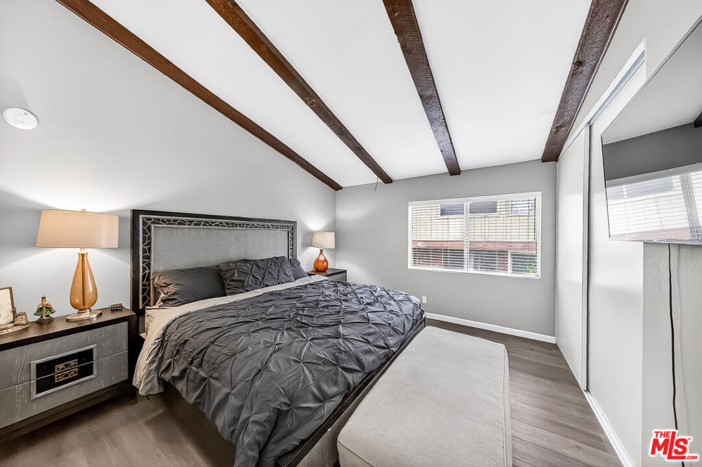 Residential in Van Nuys 5