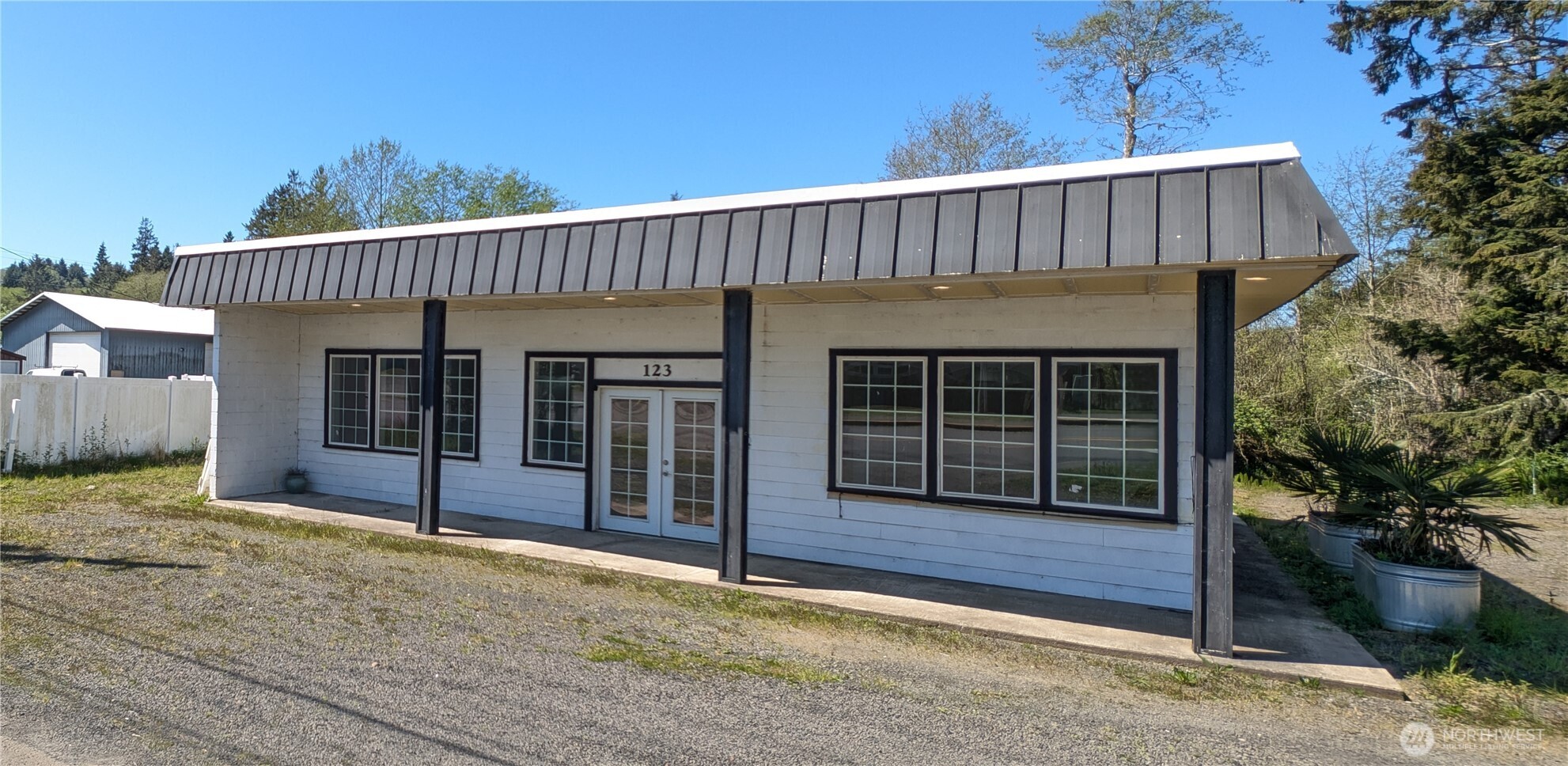 123 1St Ave N, Ilwaco, WA 98624