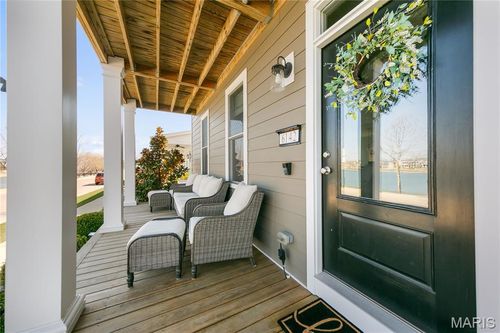 6142 Suntan Dr, Saint Charles, MO, 63301-8489 | Card Image