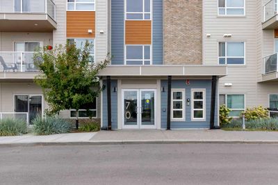 213 - 370 Harvest Hills Common Ne, Condo with 2 bedrooms, 1 bathrooms and 2 parking in Calgary AB | Image 2