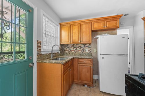 3295 W Rosita Cir, Memphis, TN, 38116-3111 | Card Image