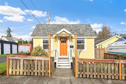 1811 24th Street, Everett, WA, 98201 | Card Image