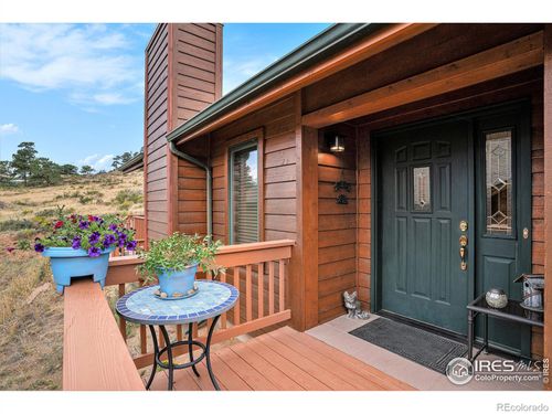 677 Cedar Ridge Cir, Estes Park, CO, 80517-8405 | Card Image