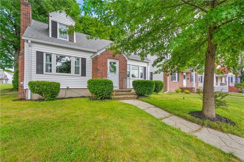 393 Sharon St, Providence, RI, 02908-2221 | Card Image