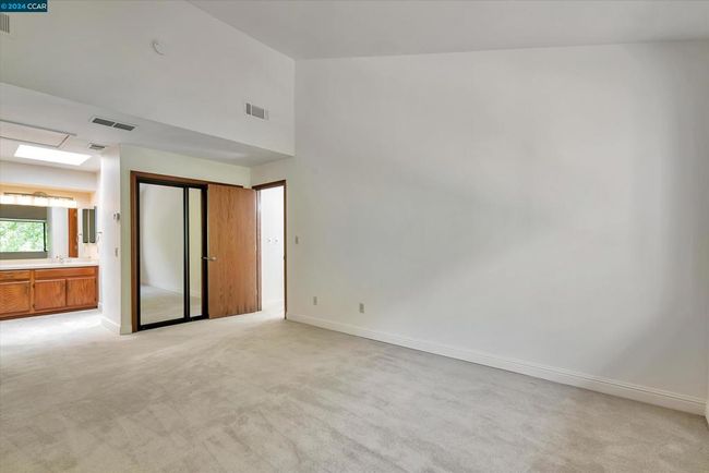 1056 Camino Verde Cir, Townhouse with 3 bedrooms, 4 bathrooms and 2 parking in Walnut Creek CA | Image 32