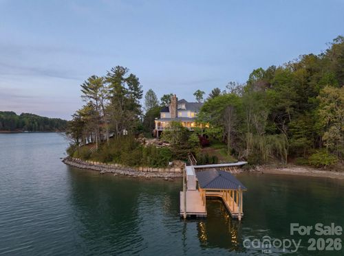 4950 Canterbury Pl, Morganton, NC, 28655-9579 | Card Image