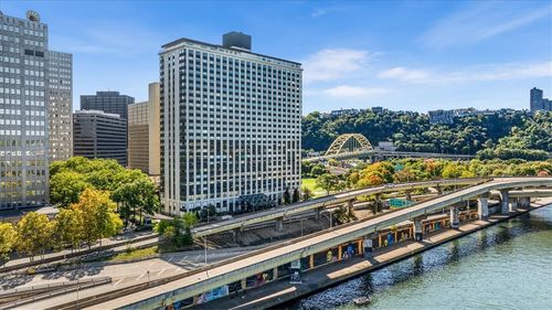 4g-320 Fort Duquesne Blvd, Pittsburgh, PA, 15222-1103 | Card Image