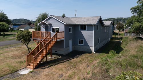 1720 W Market St, Aberdeen, WA, 98520-6827 | Card Image