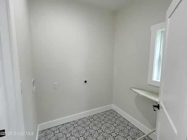 1st Floor Laundry Room | Image 27