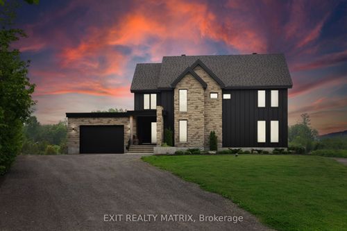 8049 Adam Baker Way, Metcalfe, ON, K0A2P0 | Card Image