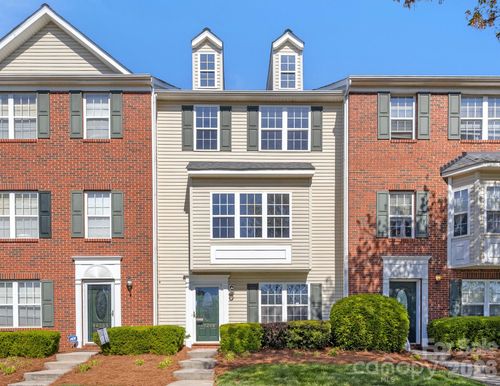 16209 Peachmont Dr, Cornelius, NC, 28031-8212 | Card Image