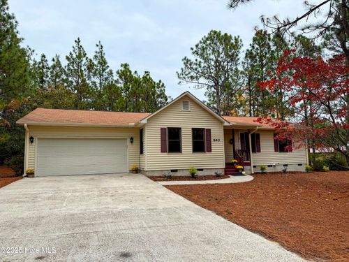 640 E Philadelphia Ave, Pinebluff, NC, 28373-8092 | Card Image