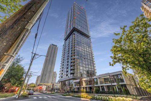 3305-5987 Wilson Ave, Burnaby, BC, V5H2R3 | Card Image