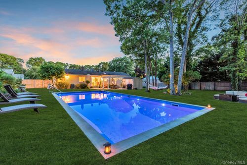 116 Tiana Rd, Hampton Bays, NY, 11946-3721 | Card Image
