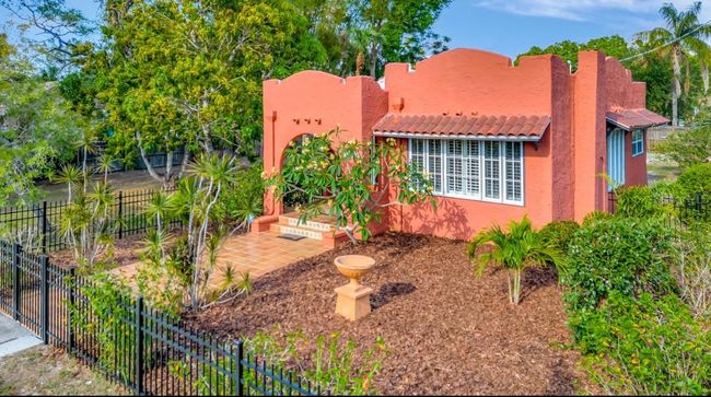 2002 Central Ave, House other with 2 bedrooms, 1 bathrooms and null parking in Sarasota FL | Image 48
