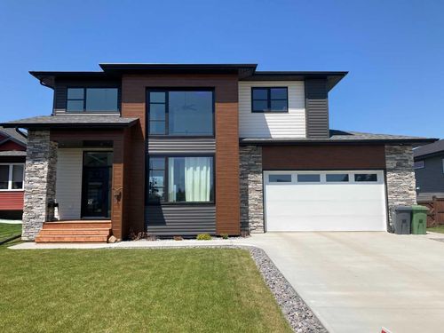 4918 58 Ave, Rimbey, AB, T0C0C2 | Card Image
