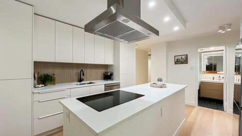 102-2016 Fullerton Ave, North Vancouver, BC, V7P3E6 | Card Image