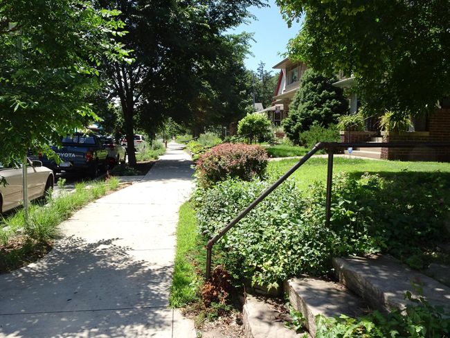 LOOKING SOUTH TO 46TH & GRAND | Image 49