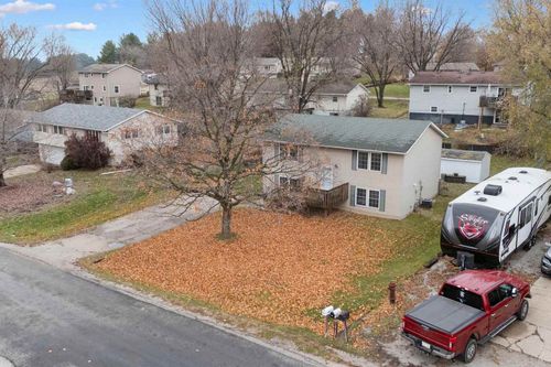 68 Sunny Hill Dr Drive, Orion, IL, 61273 | Card Image