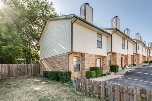 1265 Dallas Dr, Denton, TX, 76205-5112 | Card Image