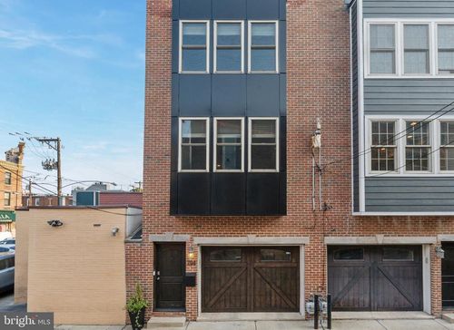 704 Pemberton St, PHILADELPHIA, PA, 19147-2017 | Card Image