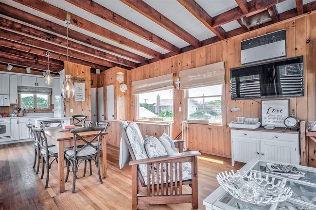 69 Walnut Walk, House other with 3 bedrooms, 2 bathrooms and null parking in Fair Harbor NY | Image 14