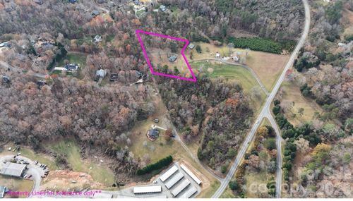 204 Bonaire Ln, Rutherfordton, NC, 28139-7423 | Card Image