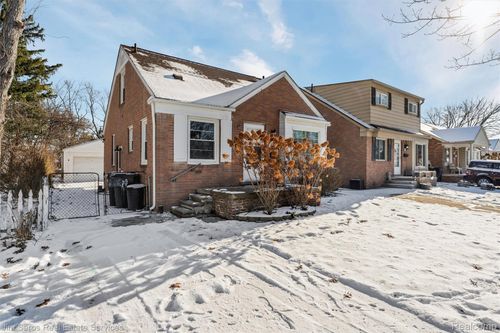 1811 15th St, Wyandotte, MI, 48192-3615 | Card Image