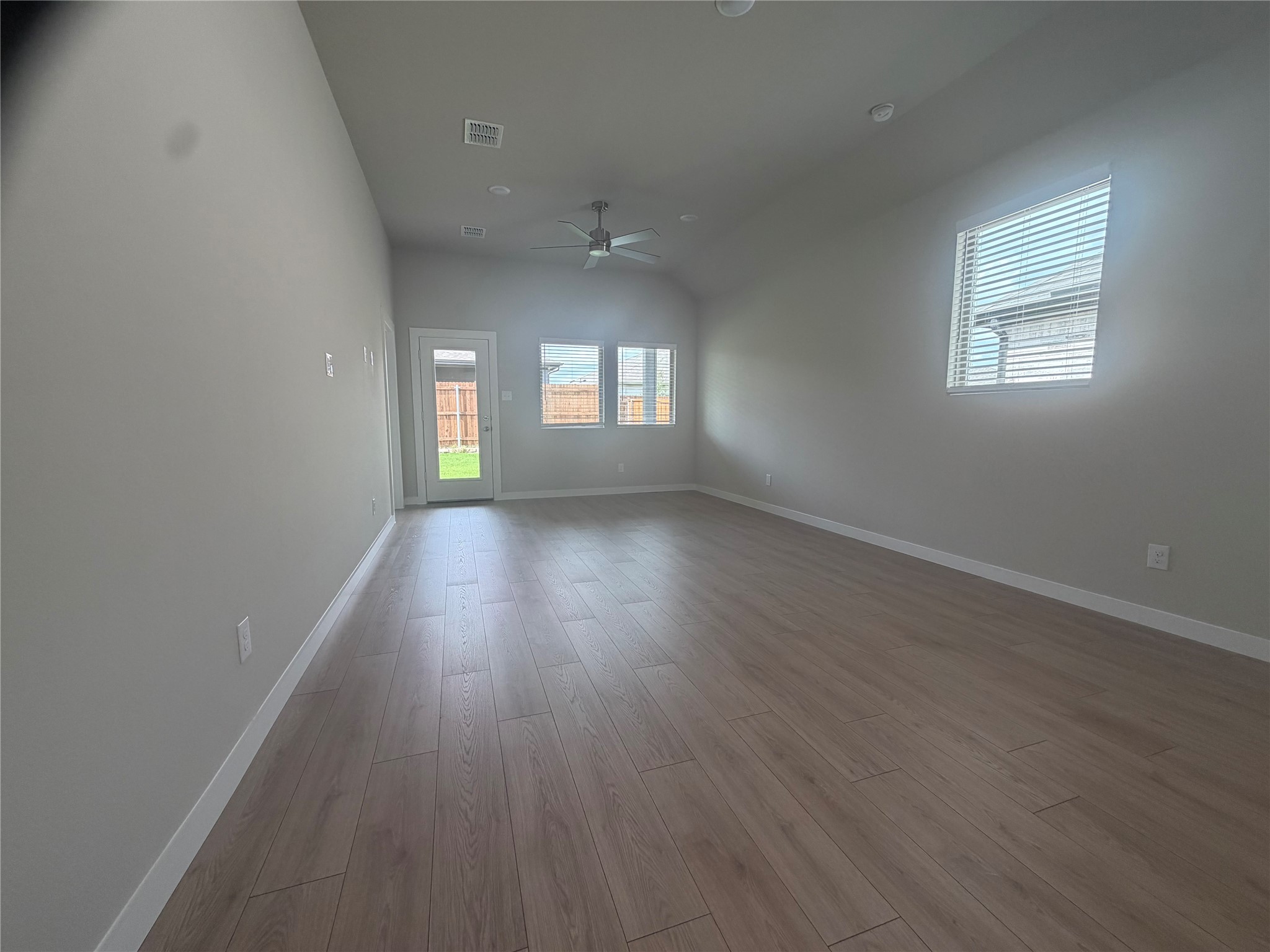 Residential Lease in Princeton 4