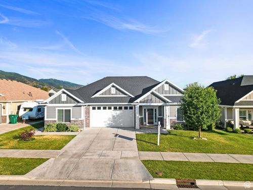 1302 E Mary Ln, Layton, UT, 84040-3922 | Card Image