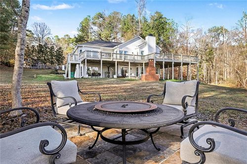 241 Nacoochee Dr, Woodstock, GA, 30188-3131 | Card Image