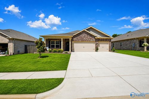 312 Sandy Oak Dr, Harvest, AL, 35749-4914 | Card Image