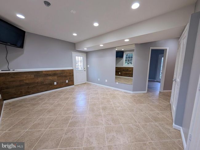 11901 Paradise Ln, House other with 4 bedrooms, 5 bathrooms and null parking in Oak Hill VA | Image 27