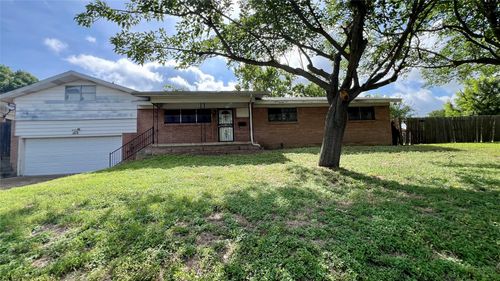 1500 Roberts Cut Off Rd, River Oaks, TX, 76114-2020 | Card Image