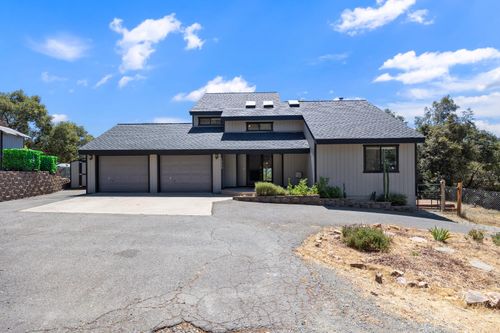 10240 Ponderosa Way, Pine Grove, CA, 95665 | Card Image