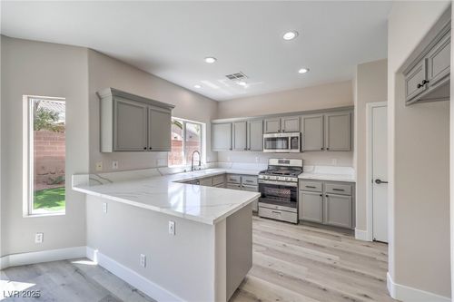 979 Park Bridge Ave, Las Vegas, NV, 89123-3657 | Card Image