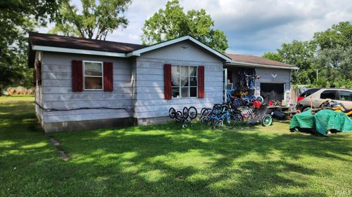2128 W 12th St, Marion, IN, 46953-1215 | Card Image