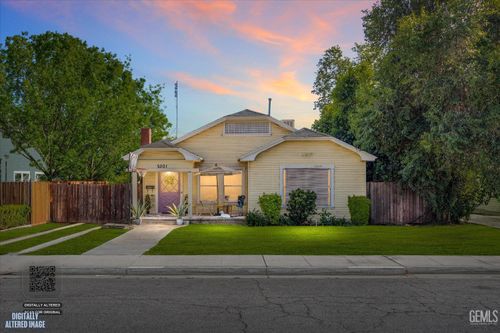 2001 Bank Street, Bakersfield, CA, 93304 | Card Image