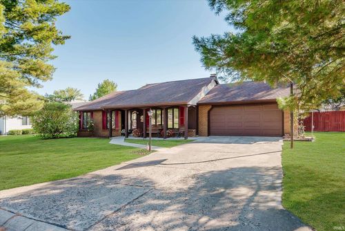 40 Maple Ct, Hartford City, IN, 47348-1070 | Card Image