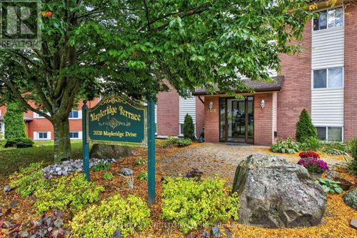 303-2020 Mapleridge Dr, Peterborough, ON, K9K1W2 | Card Image