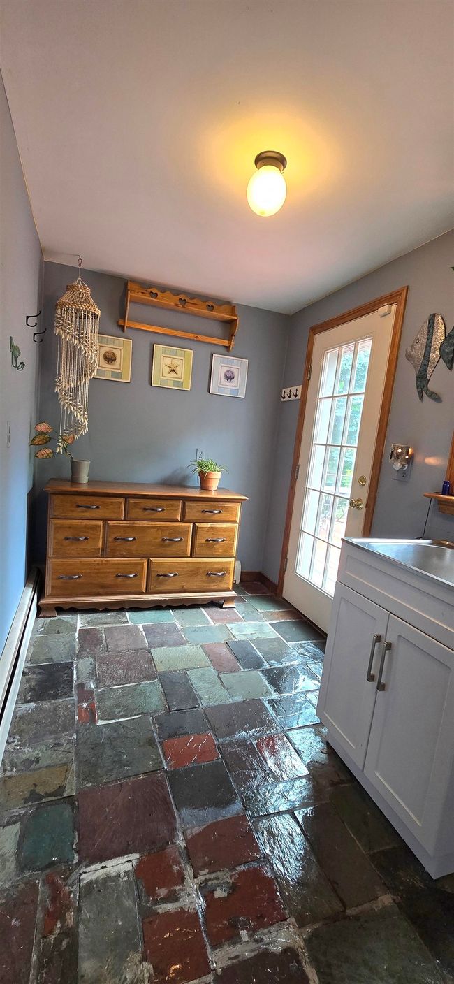 371 Baker Rd, House other with 4 bedrooms, 3 bathrooms and null parking in Henniker NH | Image 18