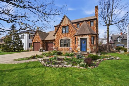 663 N Ash St, Celina, OH, 45822-1504 | Card Image