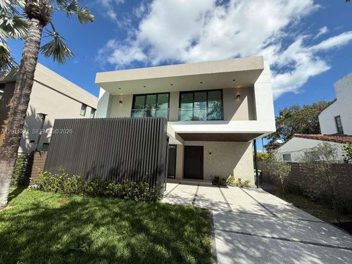 125 Sw 29th Rd, Miami, FL, 33129-2719 | Card Image