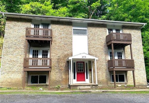 apt-3-365 N 12th St, Weirton, WV, 26062-9690 | Card Image