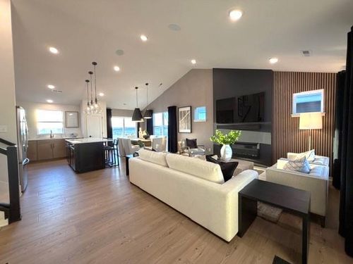 1782 Tamarack Rd, Shakopee, MN, 55379-4683 | Card Image