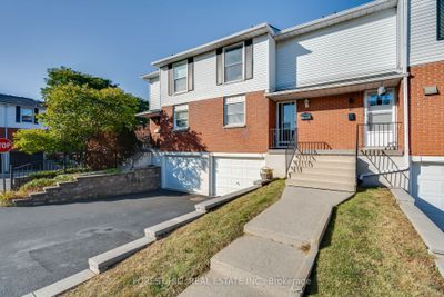 20 - 10 Angus Rd, Condo with 3 bedrooms, 2 bathrooms and 2 parking in Hamilton ON | Image 1