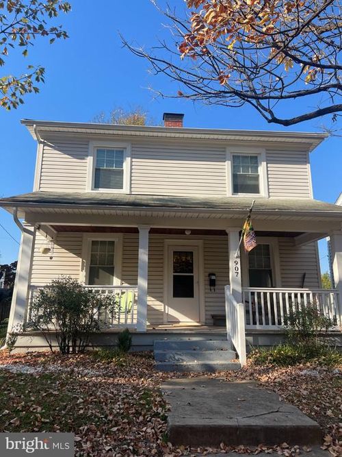 907 Brompton St, FREDERICKSBURG, VA, 22401-4703 | Card Image